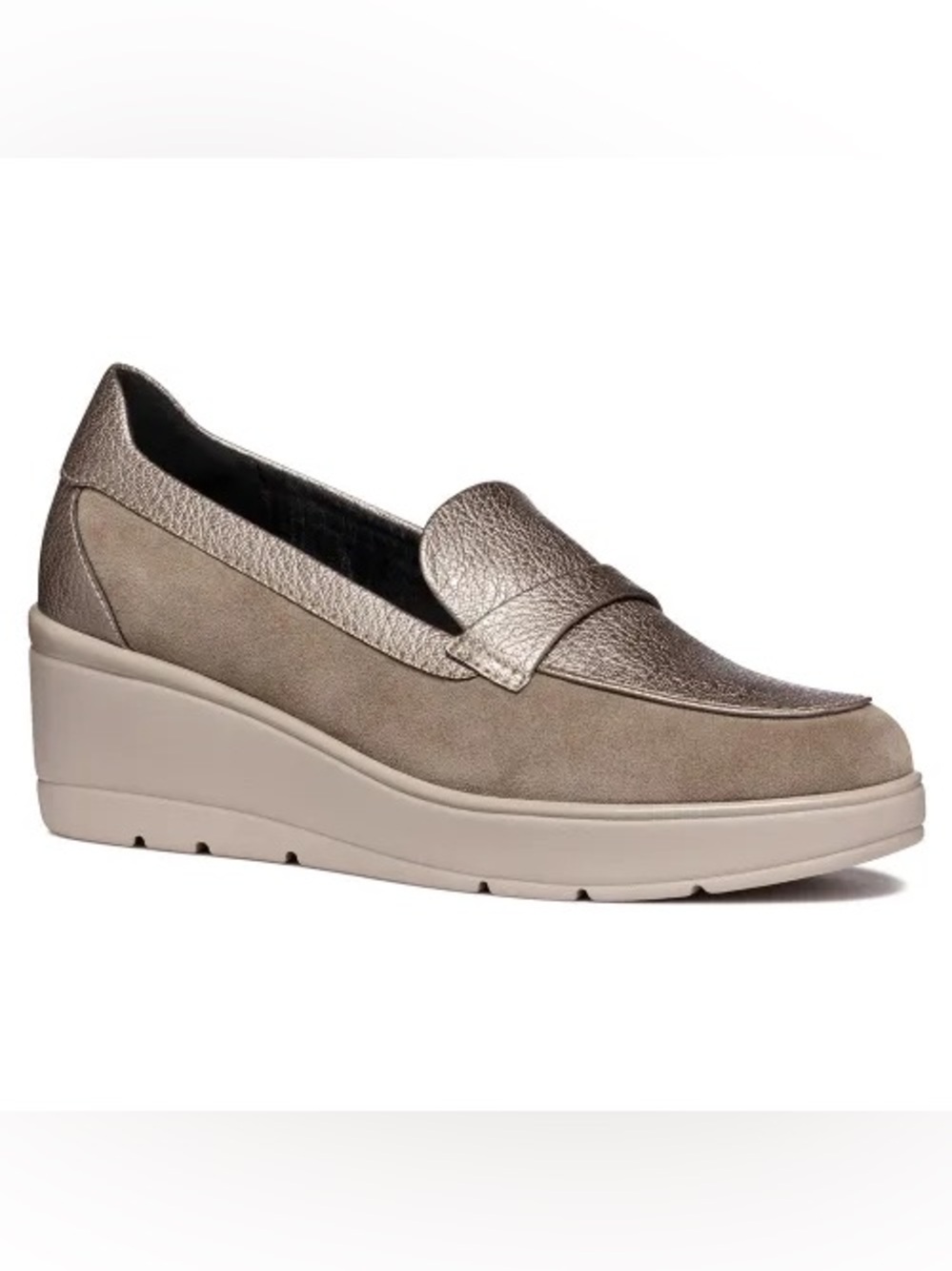 Women's Geox Ilde loafers Taupe 6.5-7 (37)